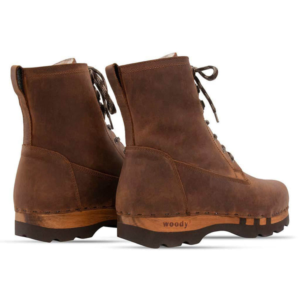 [Tabacco] Pascal Herren Clog Stiefel gefüttert. winterstiefel herren clogs, gefütterte holzclogs. woody holzschuhe gefüttert. winter schuhe holzclog, holzschuhe, woody schuhe, holz schuhe, holzclogs fell kaufen. Farbe: tabacco