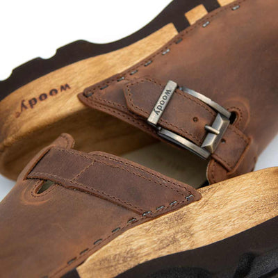 [Tabacco] Lukas Clogs Herren mit biegsamer nachhaltiger holzsohle, der bestseller, farbe: tabacco-braun, holzclogs woody, woody schuhe, woody shoes, handgemachte holzschuhe aus österreich, kärnten