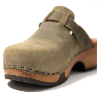 [Olivia] Manu Damen Clog mit biegsamer nachhaltiger holzsohle, der bestseller, farbe: kiwi-gruen, holzclogs woody, woody schuhe, woody shoes, handgemachte holzschuhe aus österreich, kärnten