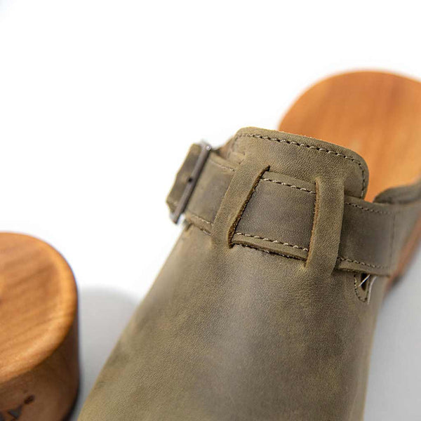 [Olivia] Manu Damen Clog mit biegsamer nachhaltiger holzsohle, der bestseller, farbe: kiwi-gruen, holzclogs woody, woody schuhe, woody shoes, handgemachte holzschuhe aus österreich, kärnten